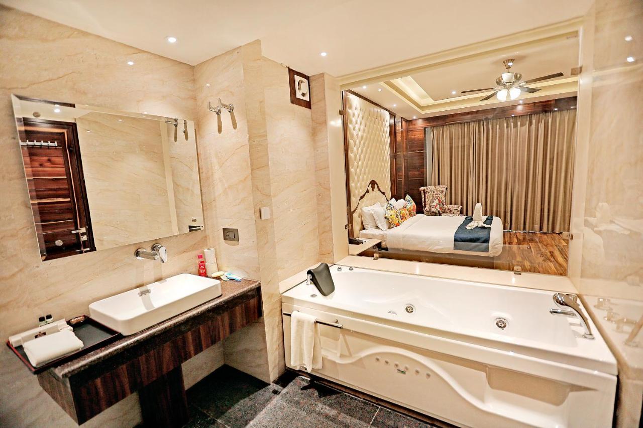 פנצ'קולה Hotel Vintage Zirakpur Chandigarh מראה חיצוני תמונה