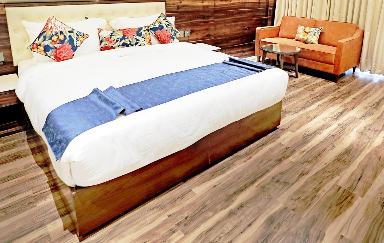 פנצ'קולה Hotel Vintage Zirakpur Chandigarh מראה חיצוני תמונה