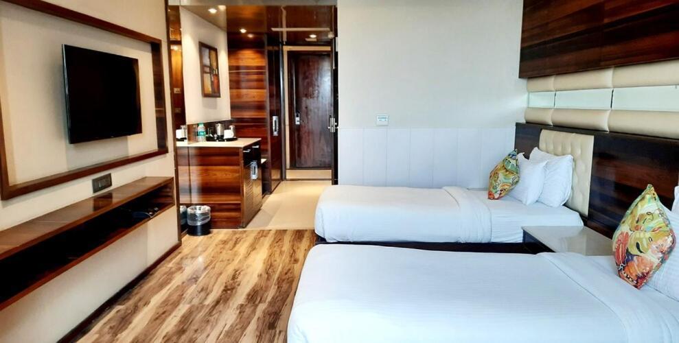 פנצ'קולה Hotel Vintage Zirakpur Chandigarh מראה חיצוני תמונה