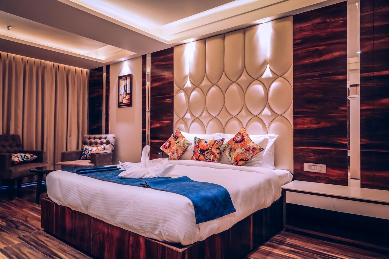 פנצ'קולה Hotel Vintage Zirakpur Chandigarh מראה חיצוני תמונה